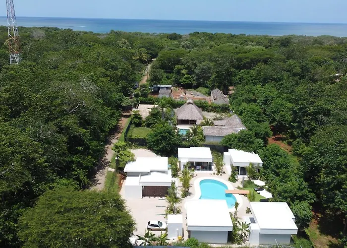 Villa One Life Avellanas Walk To *
